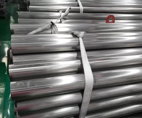 St44 Tube4 Carbon Steel Seamless Steel Pipe 304/321/316/316L 3-6m